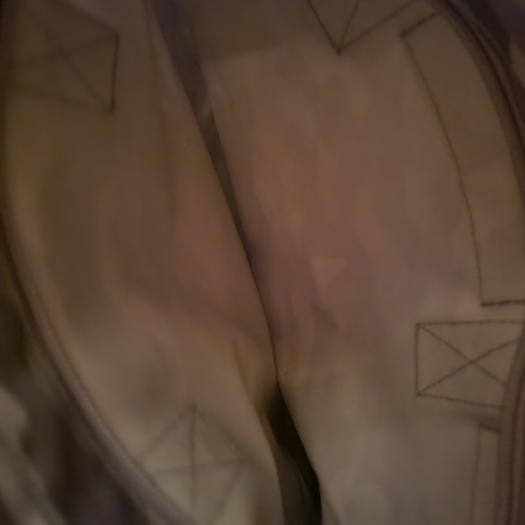 Pink backpack and pink handbag - Picture 9 of 9